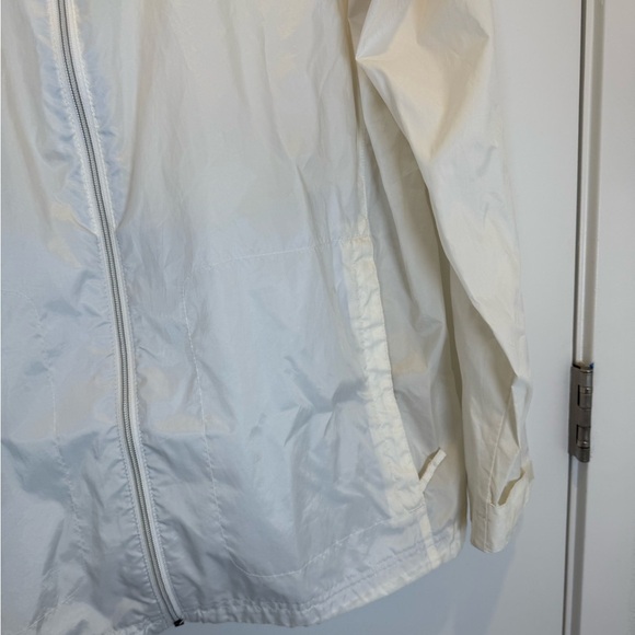 Columbia Women's White Windbreaker Outdoors Jacket - Picture 7 of 8